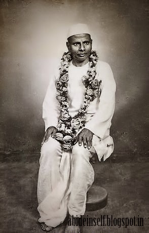 071-Nisargadatta_Maharaj.jpg