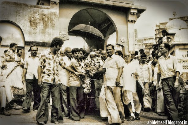 178-0-Mahasamadhi of Nisargadatta Maharaj.jpg