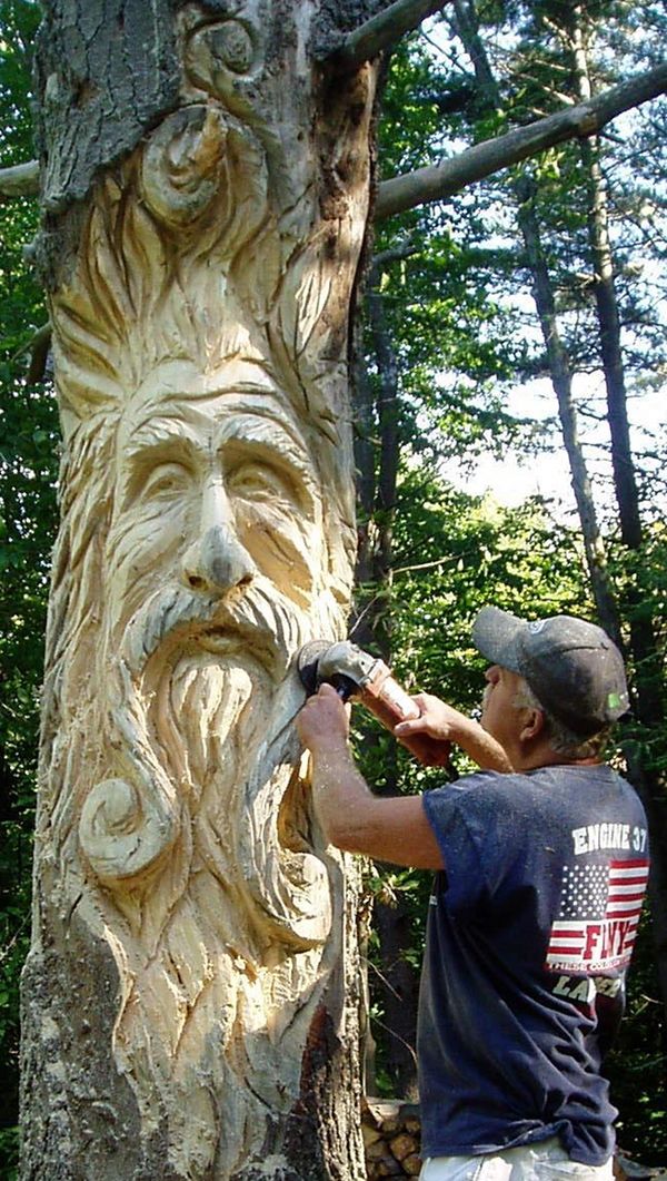 74764d9583722a15d079025c9009d6a4--log-art-tree-carving.jpg
