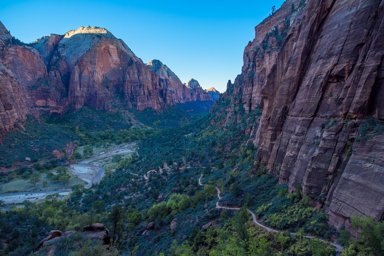 angelslanding_down_canyon_from_the_notch.jpg