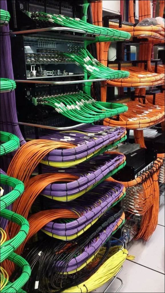 beautiful-cable-management.jpg