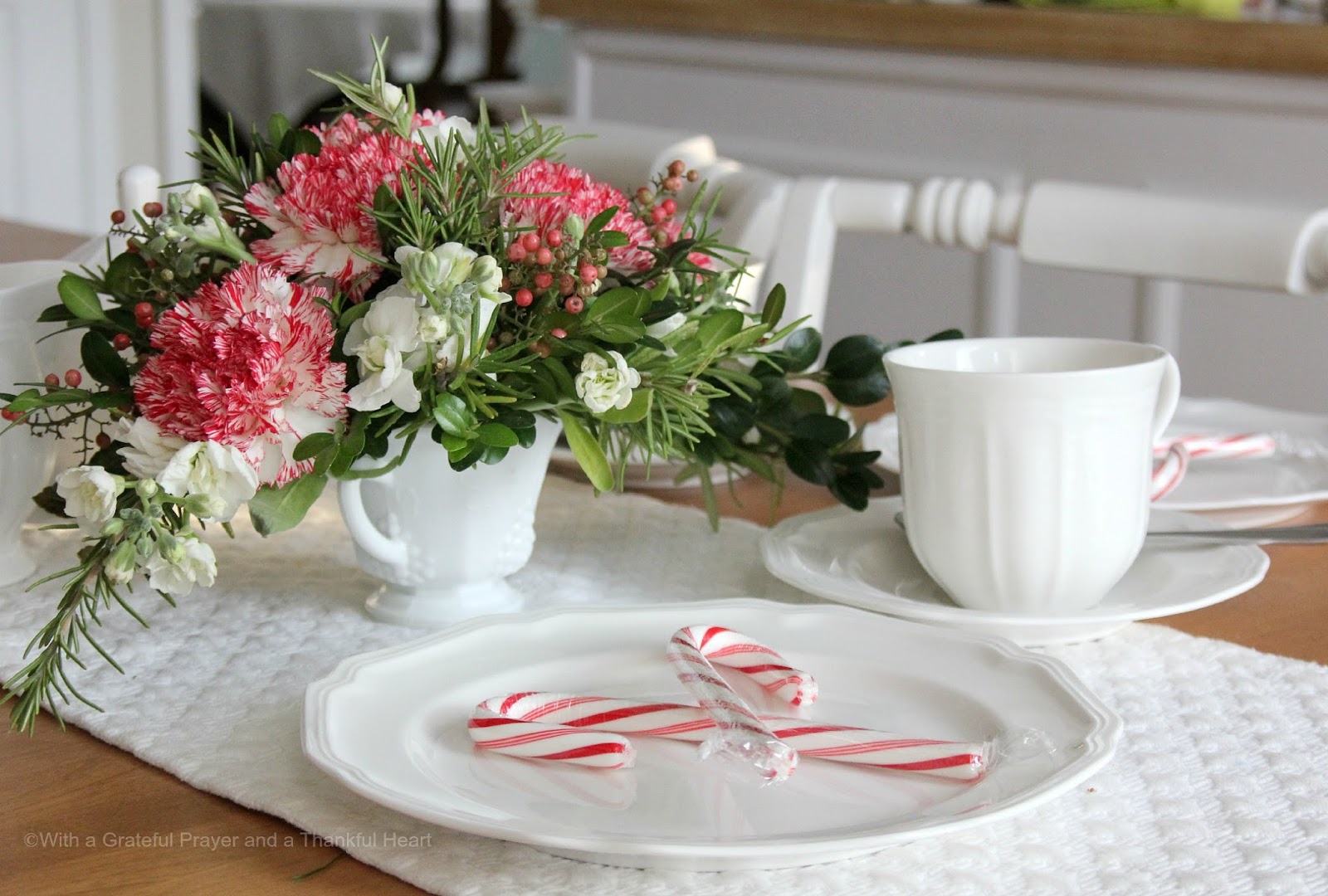 christmas floral centerpiece arrangement carnations red cand cane wm _9926.jpg