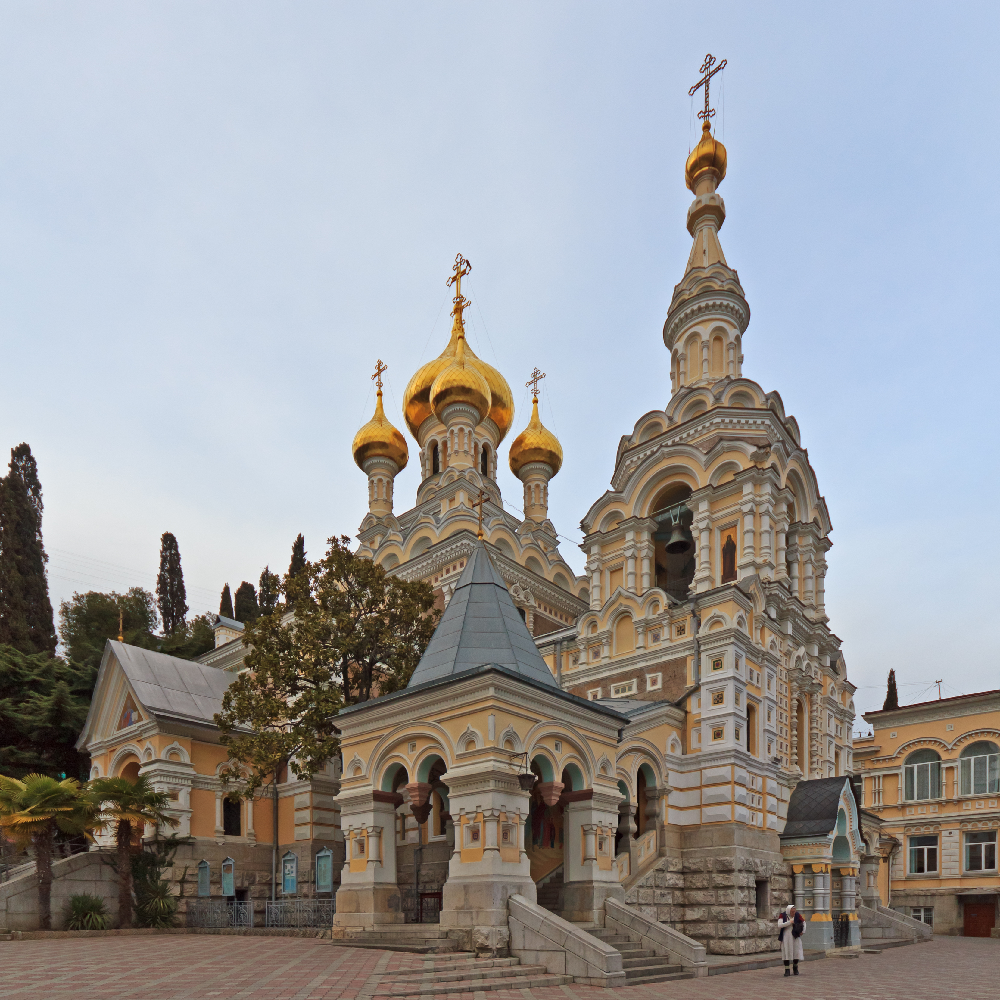 Crimea_South_Coast_04-14_img12_Yalta_Alexander_Nevsky_Church.jpg