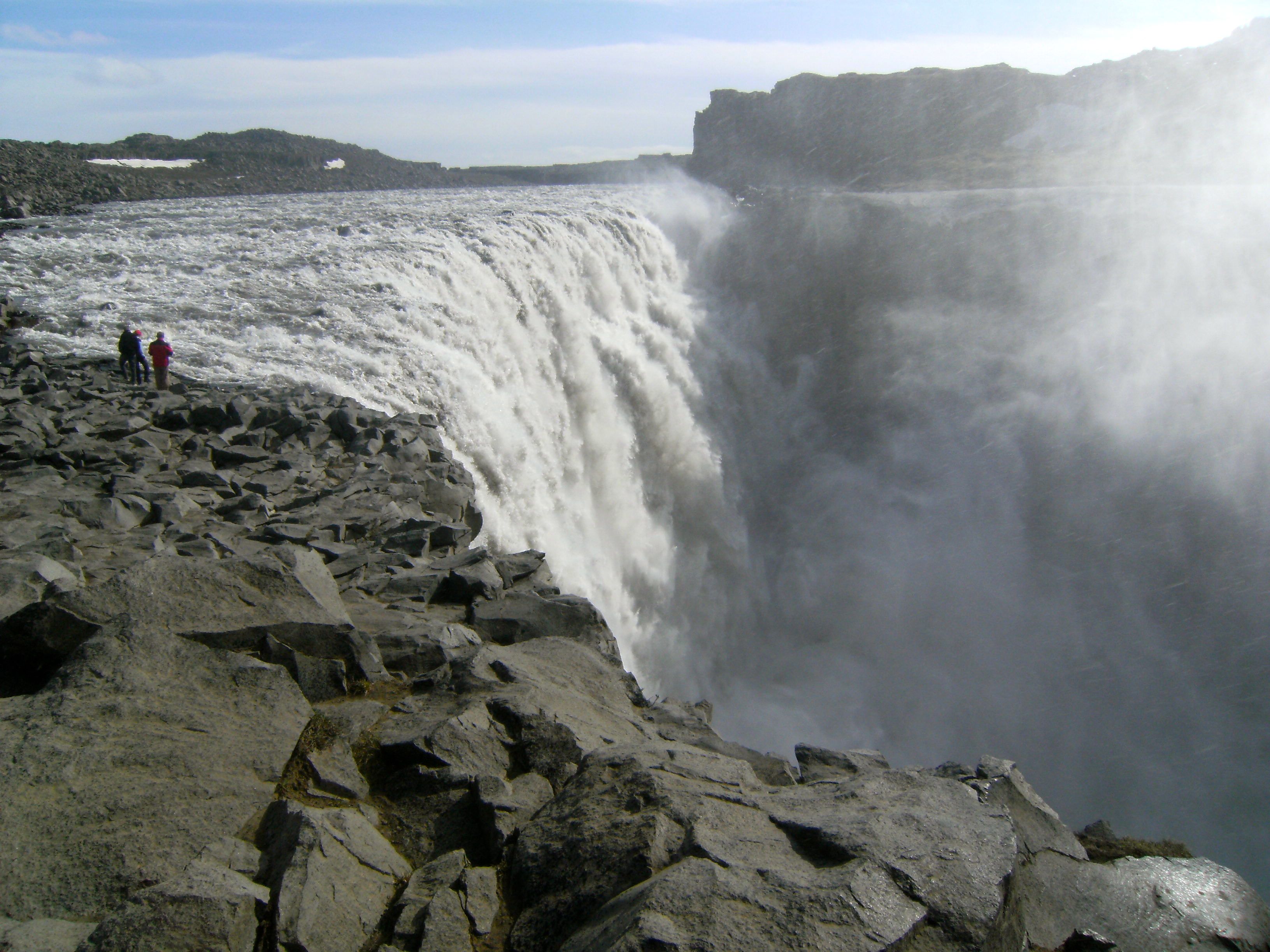 dettifoss.jpg