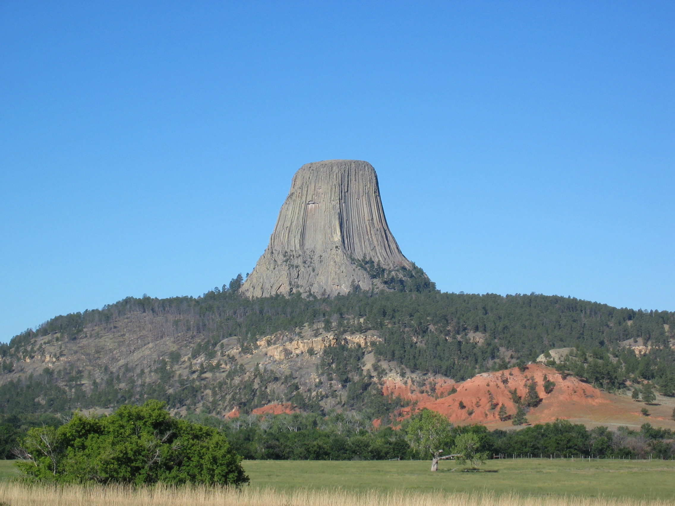 Devil's_Tower_National_Monument_Wyoming.JPG