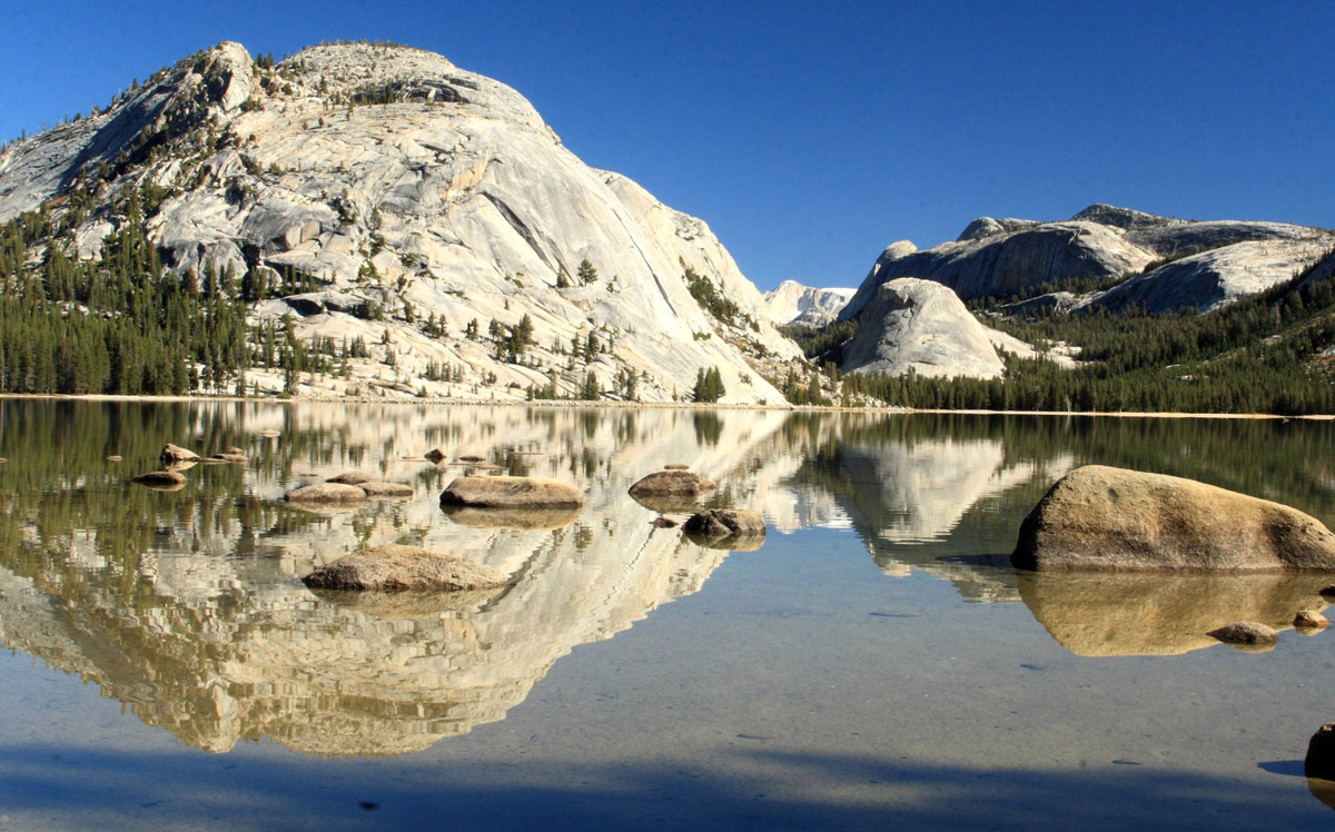 granite-domes-on-tenaya-lake-at-yosemite-national-park.jpg