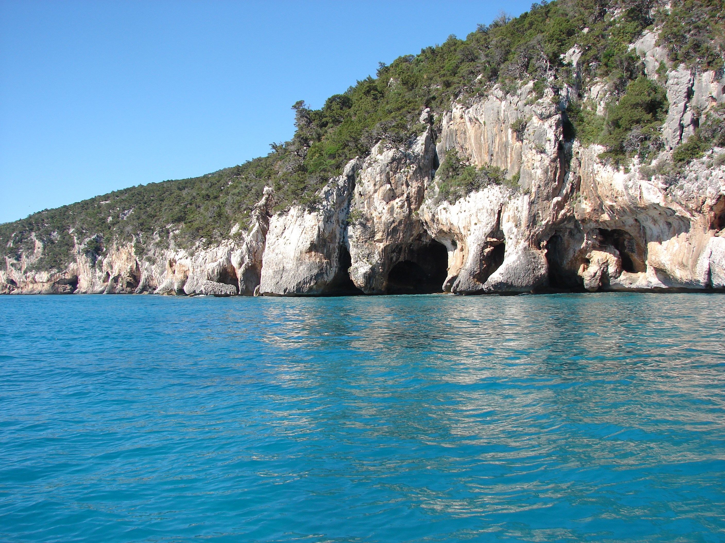 Grotte_del_bue_marino_dorgali_o.jpg