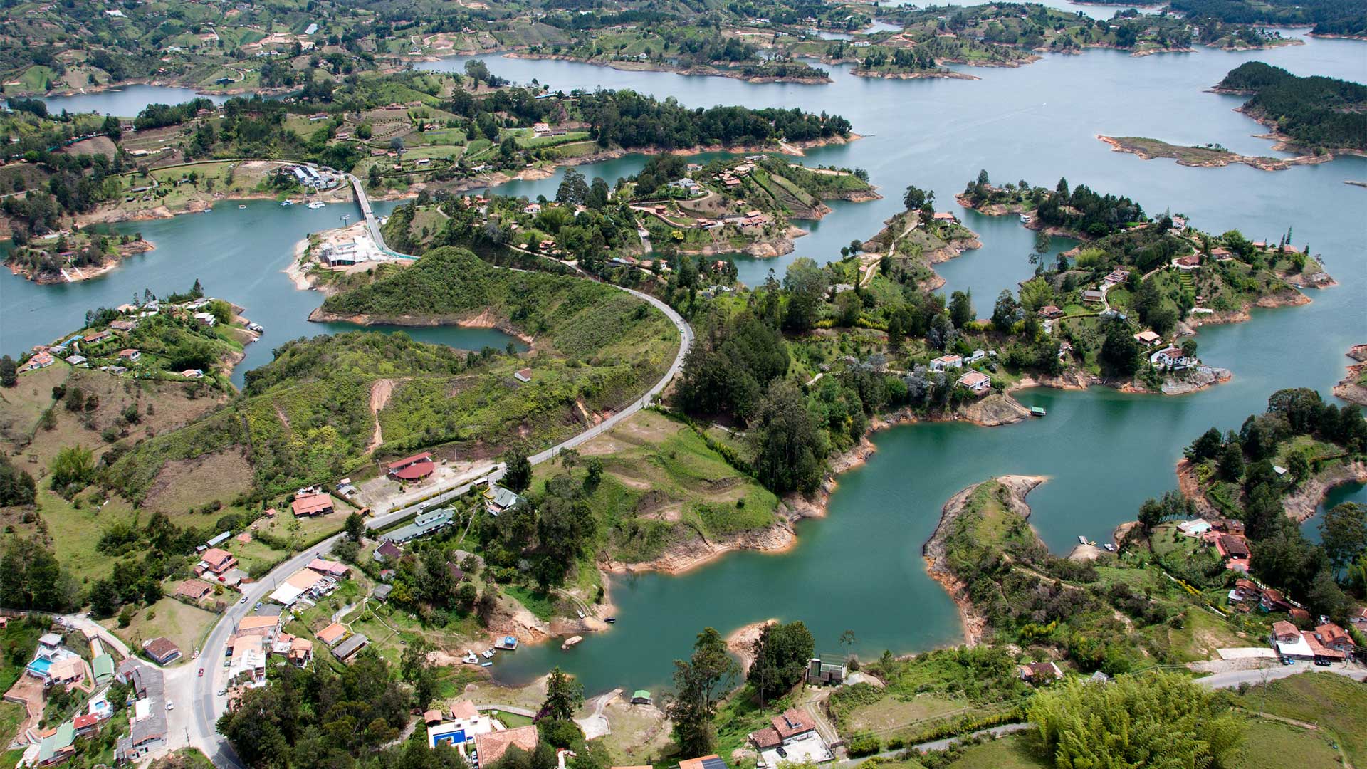 guatape-2-1.jpg