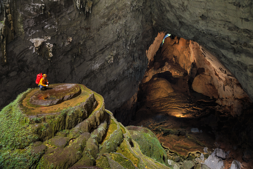 Hang-Son-Doong-Cave-Watch-Out-For-Dinosaurs-2.jpg