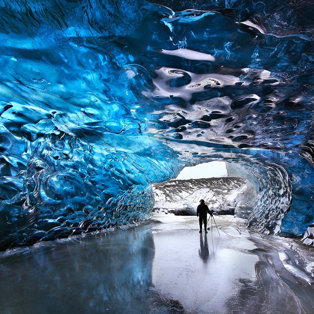 ice-cave-by-orvaratli_192860-1024x1024.jpg