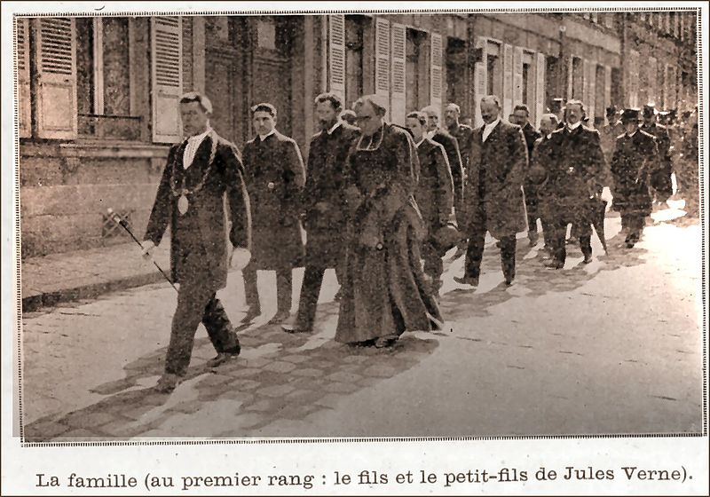 Jules_Verne_Funeral_Procession_1905.jpg