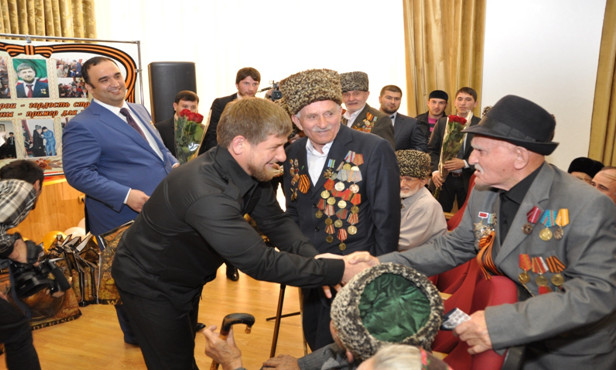 kadyrov-my-obiazany-chtit-podvig-veteranov-velikoi-otechestvennoi-voiny.jpg