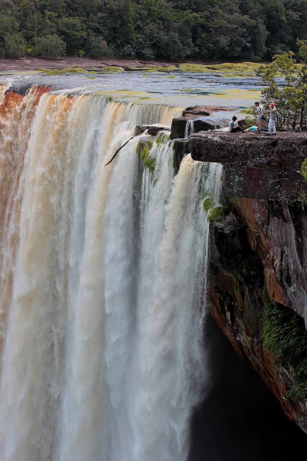 Kaieteur-Falls-Top_2.7.jpg