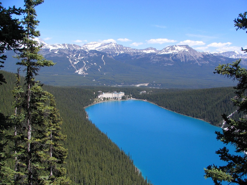 lake-louise-from-on-hill-_1.jpg