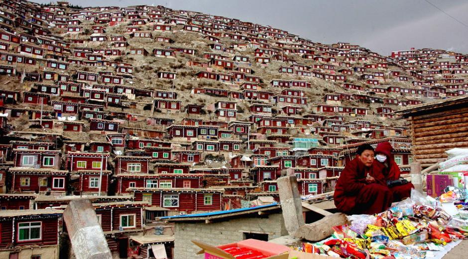 Larung-Vadisi-Tibet-12.jpg