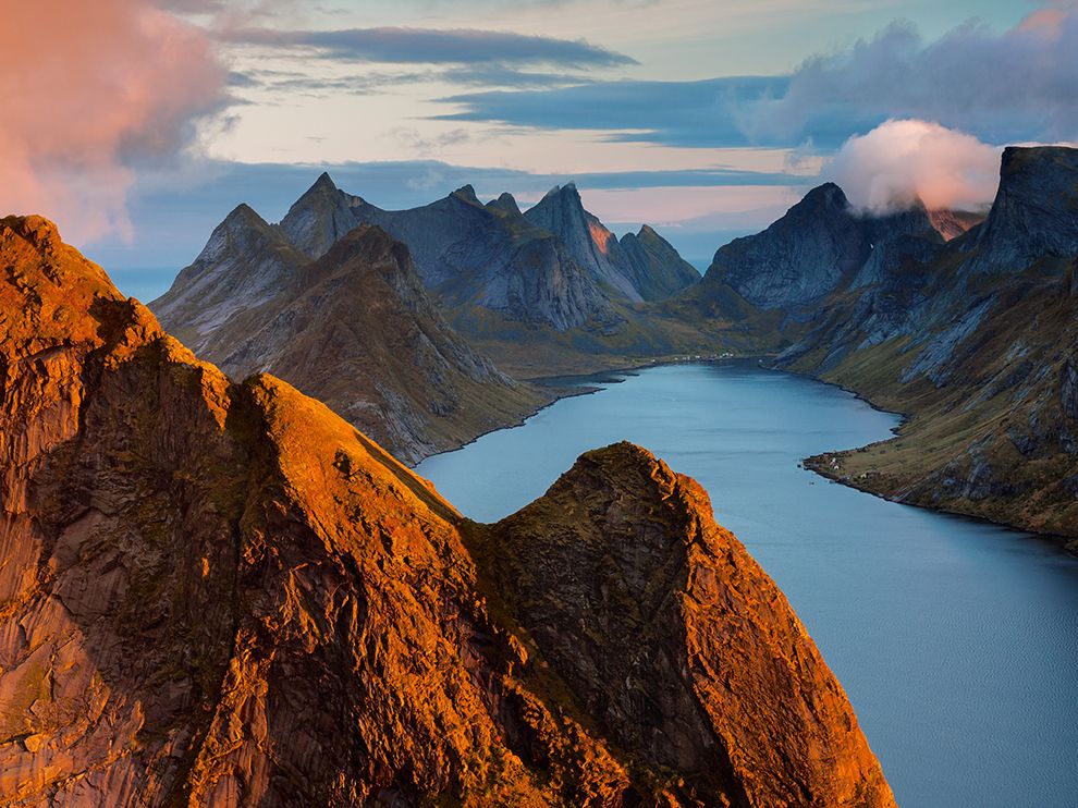 lofoten-islands-norway_76016_990x742.jpg