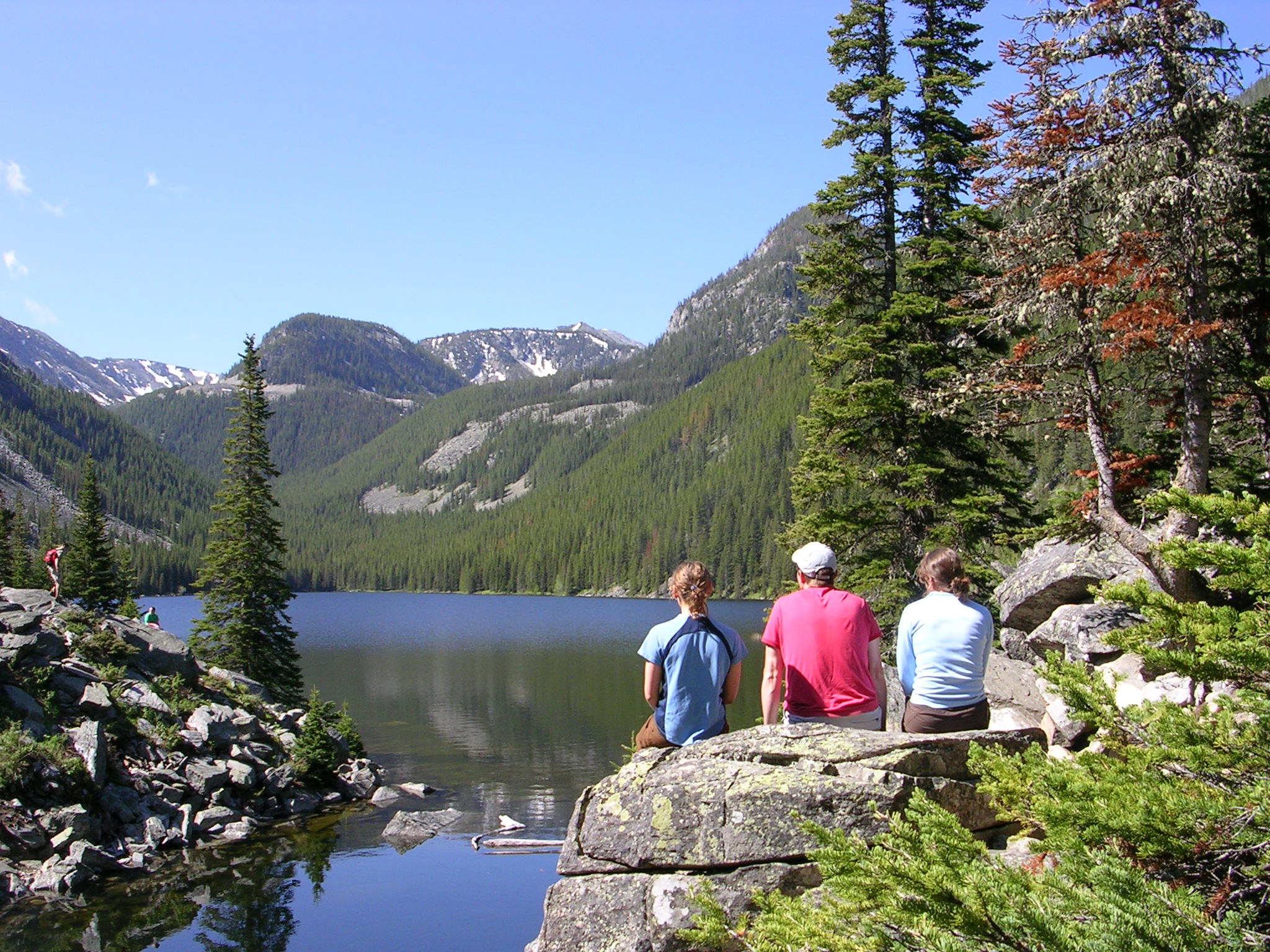 lookin-at-lava-lake1.jpg