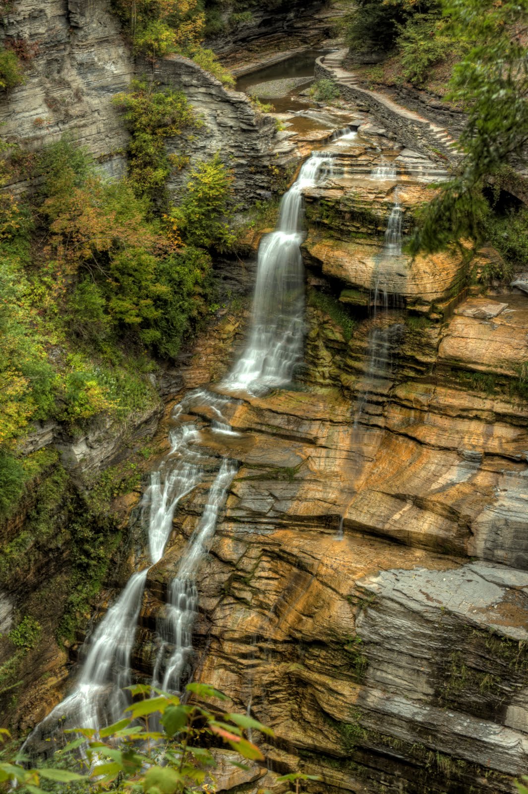 Lucifer Falls Full Falls.jpg