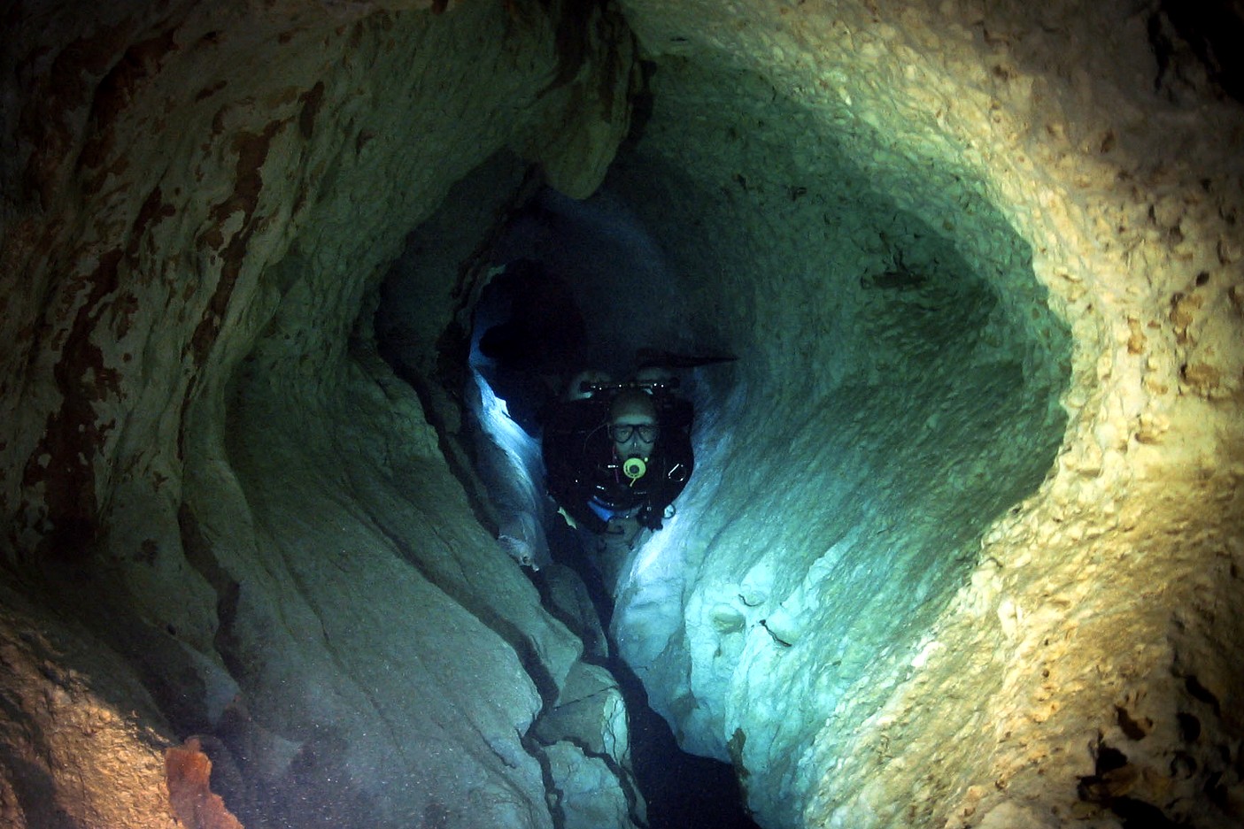 Mexico-Underwater-Cave-Diving-Experience1.jpg