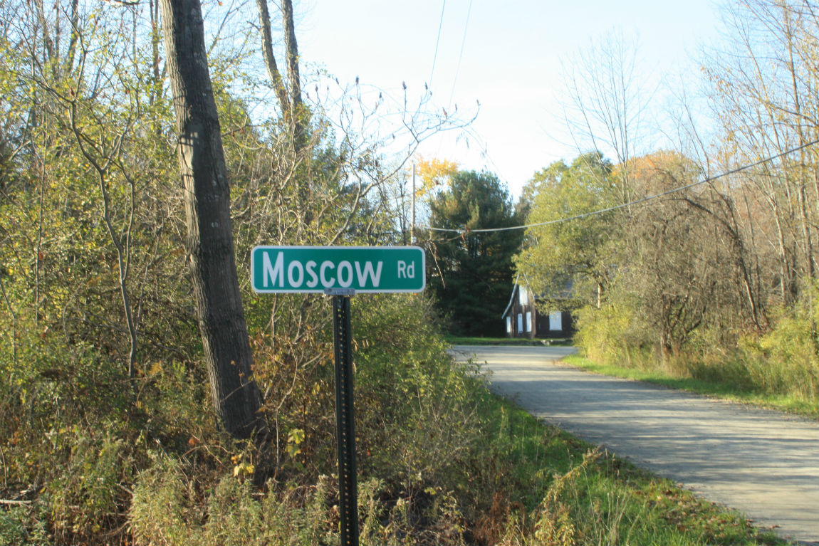 moscow_road.jpg