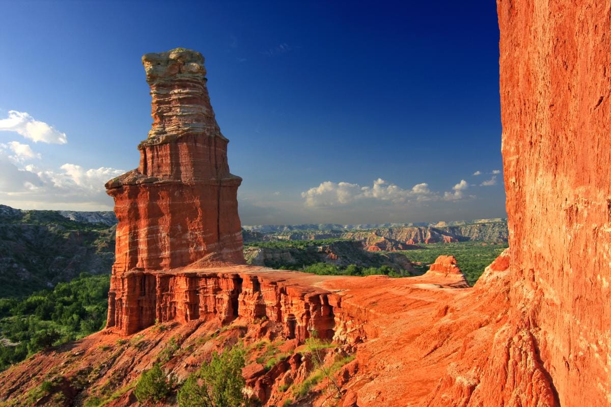 Palo_Duro_Lighthouse_High_Res_1aebdfd5-b425-4cfa-b4e4-93a9005d9b24.jpg