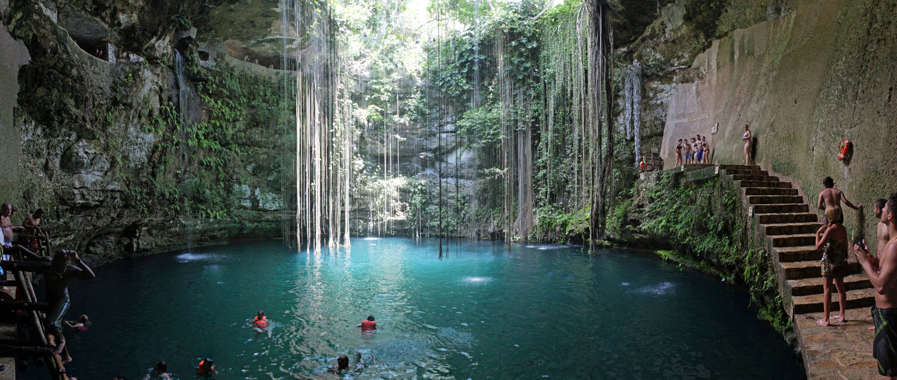 panorama_cenote_3_large.jpg