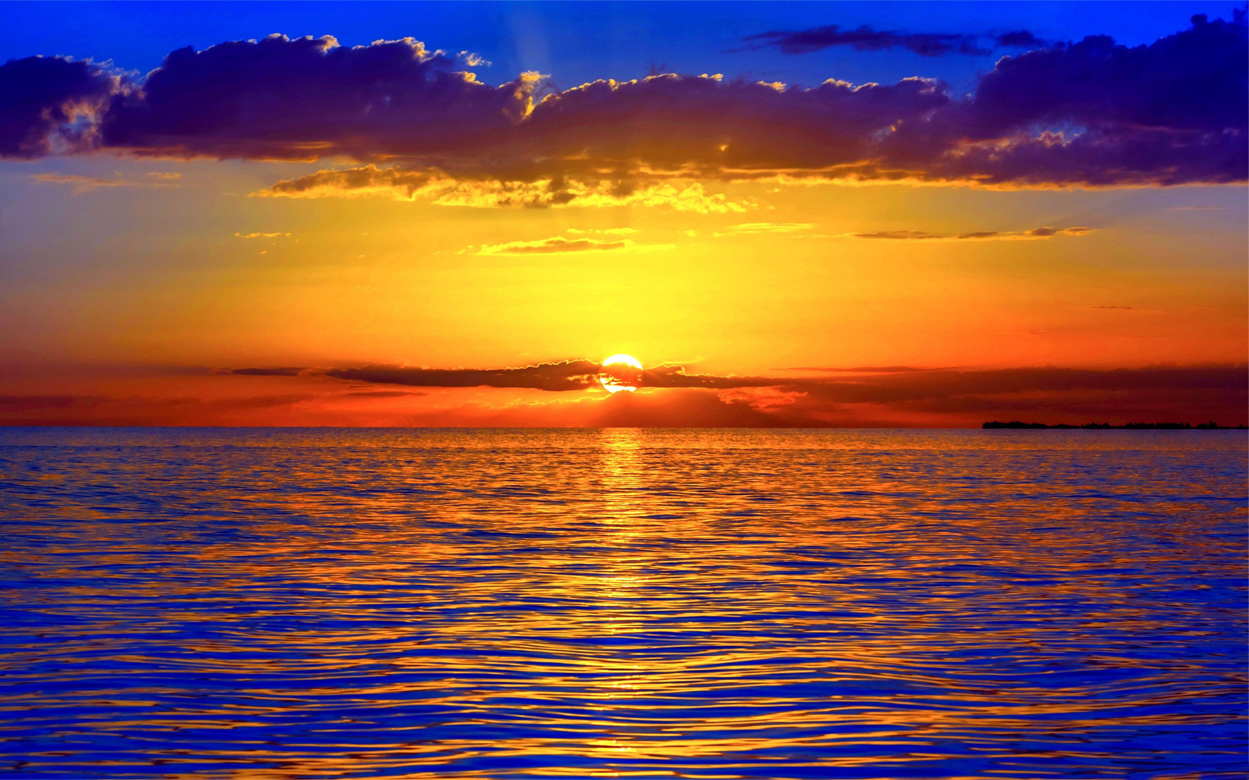 sea-ocean-horizon-sky-clouds-dawn-sunset-nature.jpg