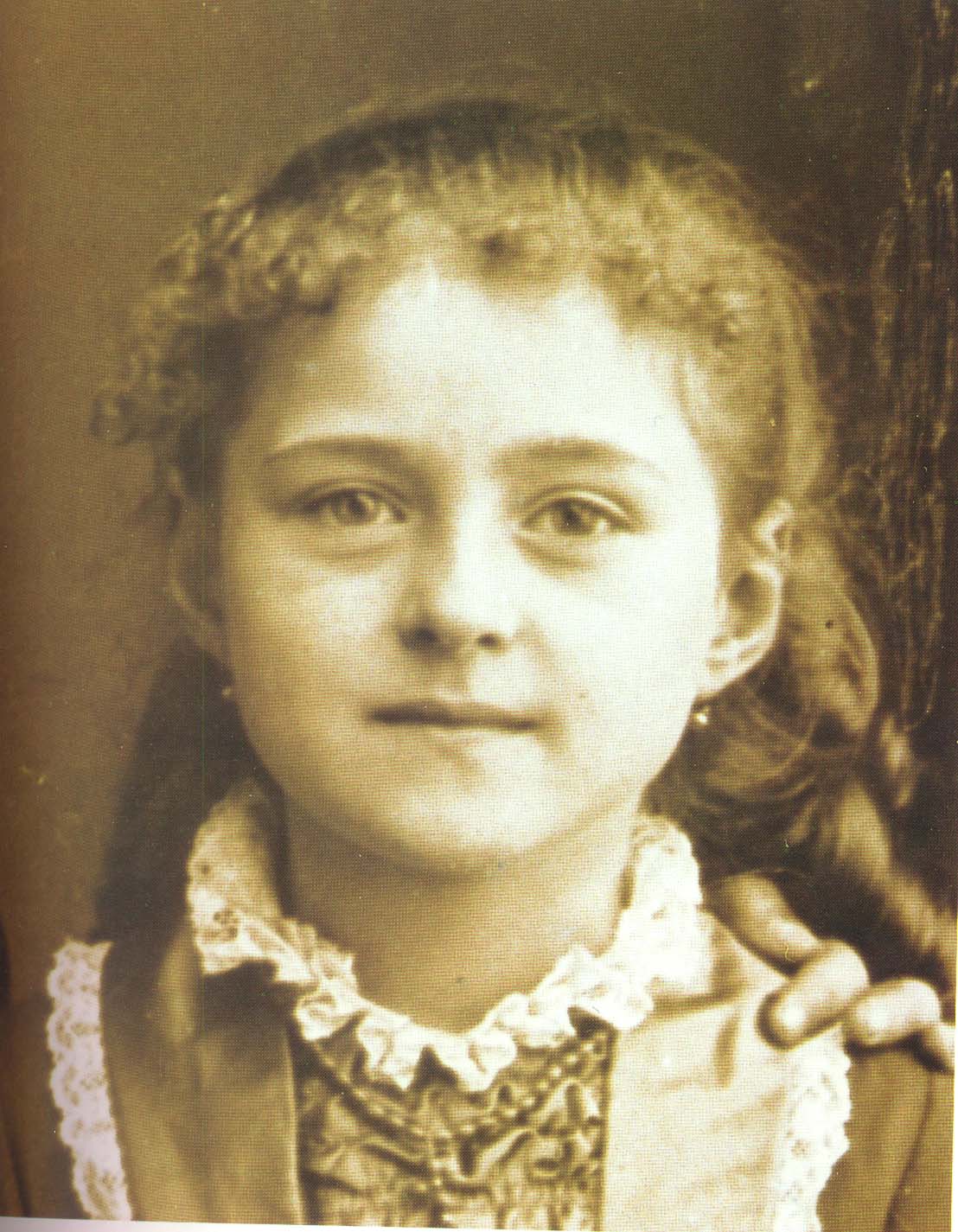 therese-as-a-child.jpg