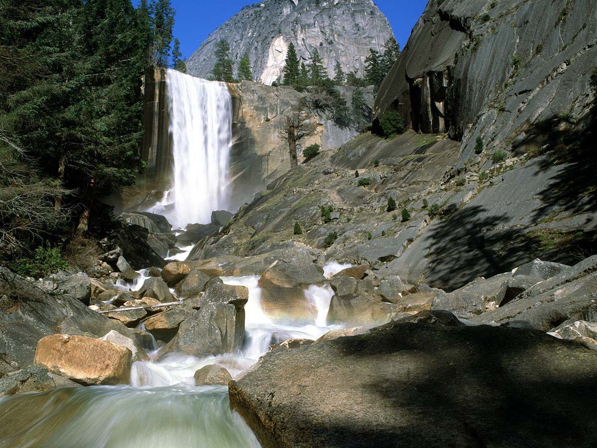 Vernal-Falls-Yosemite-National-Park-California.jpg