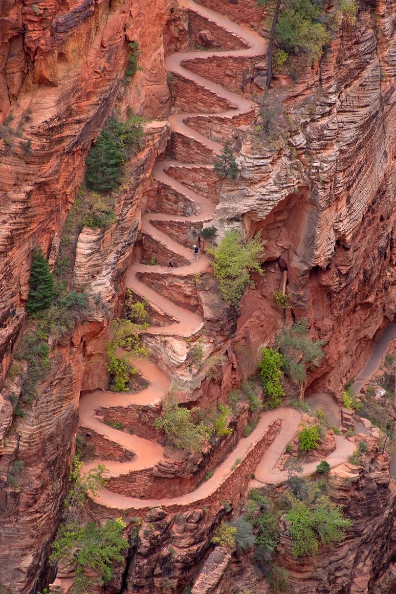 Walter's-Wiggles-Zion-National-Park-Utah-001.jpg