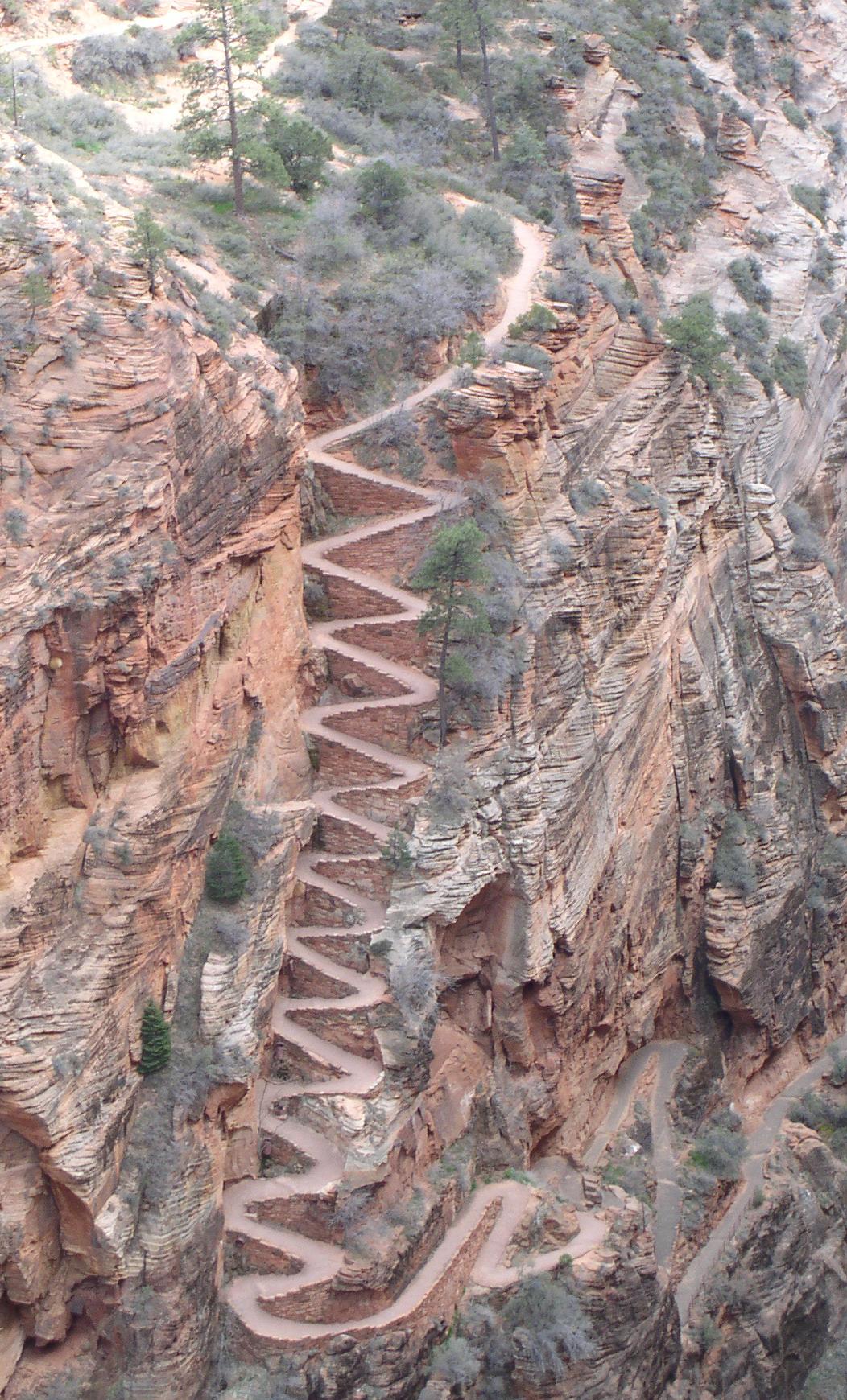 West_Rim_Trail_Zion_NPS.jpg