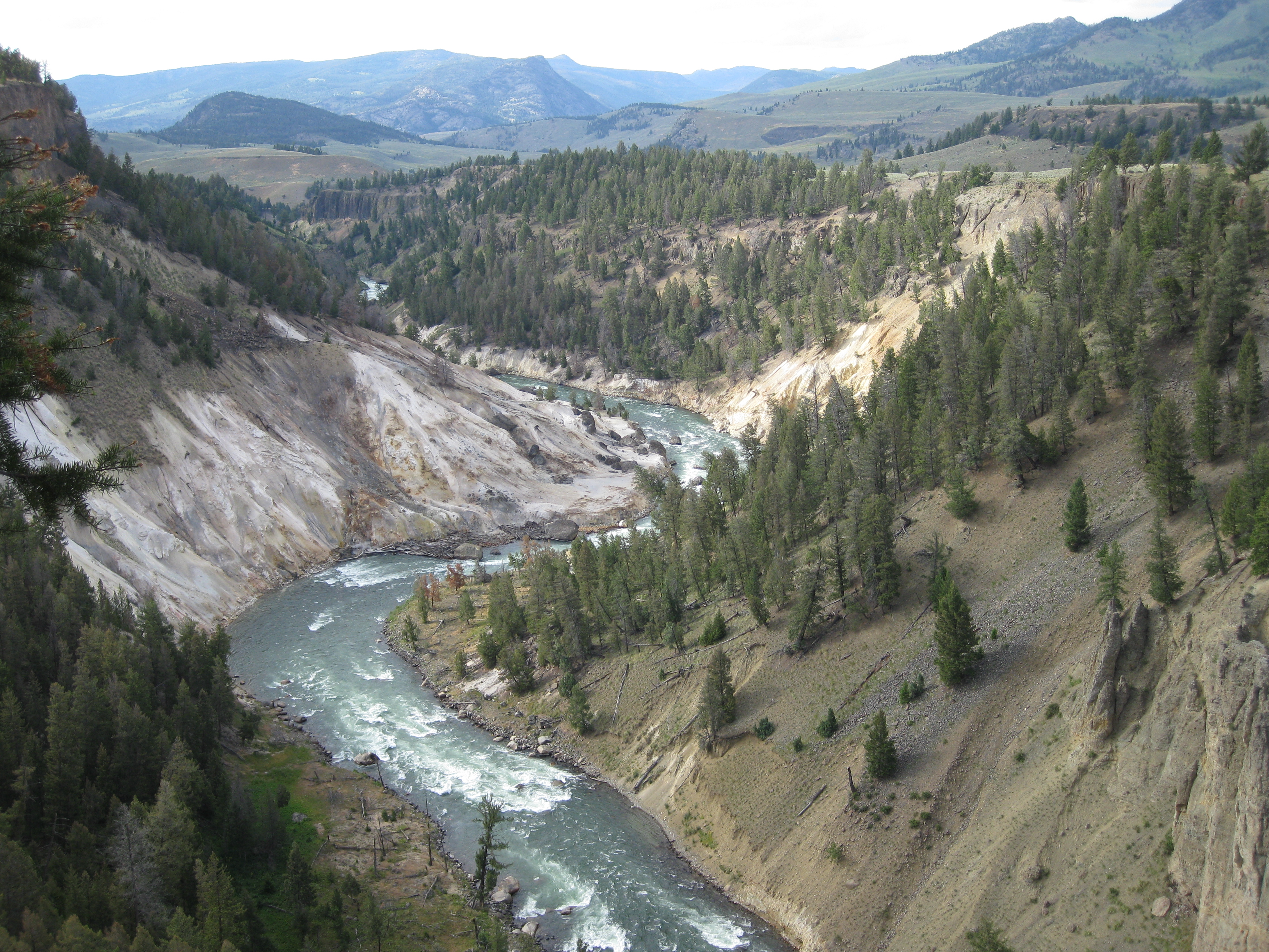 Yellowstone_National_Park_1_by_blacksunstar.jpg